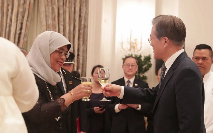 싱가포르 국빈만찬에 참석한 문재인 대통령. 사진=청와대 제공