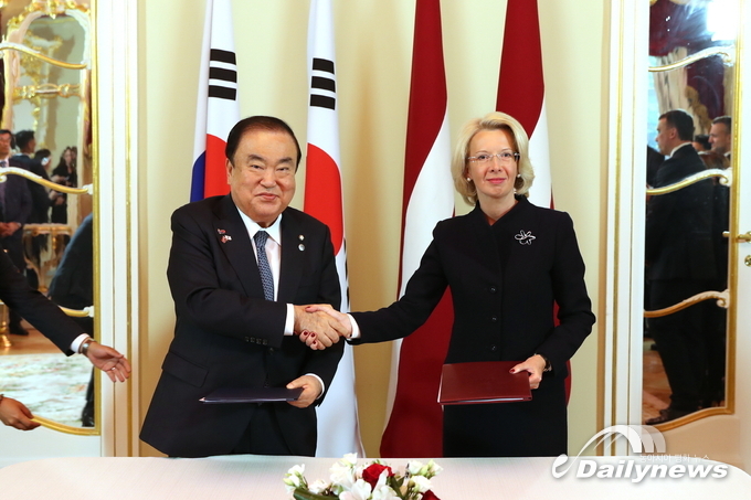 이나라 무르니에쩨 국회의장 면담 및 mou체결 현장 (사진=대한민국 국회)