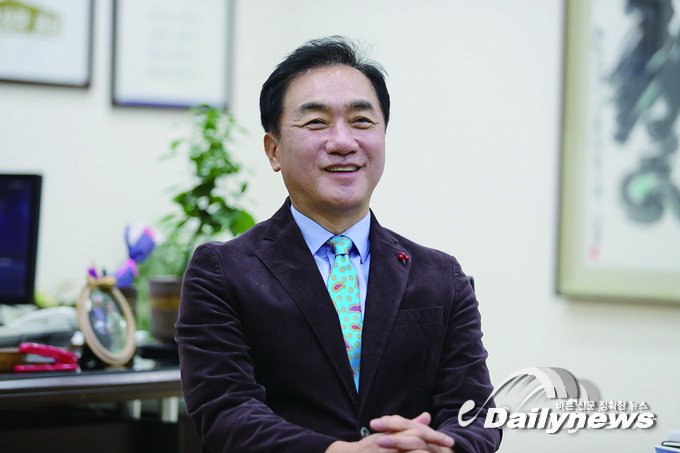 ▲ 평택시 정장선 시장/사진=최운정 기자