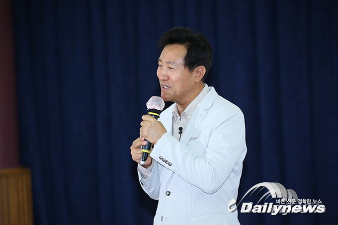 ▲ 오세훈 전 서울시장이 지난해 7월 서울 여의도 국회 국회의원회관에서 열린 미래혁신포럼 초청강연에서 발언하고 있다/데일리뉴스