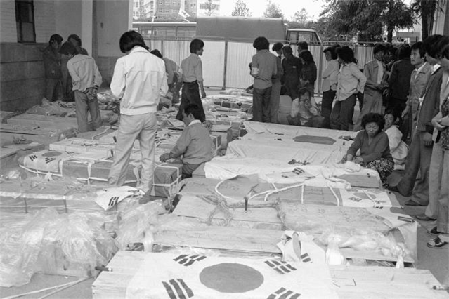 ▲ 노먼 소프가 촬영했던 1980년 5월 23일 전남도청 내 (사진=문화체육관광부)
