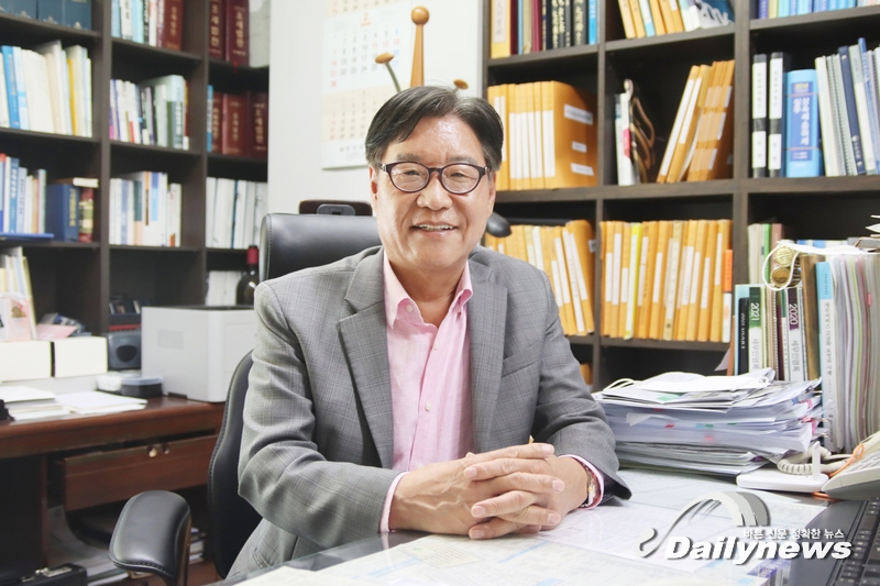 ▲ 한빛세무법인 대표, 재경예천군민회 제34대 윤태전 신임회장(사진=유미라기자)