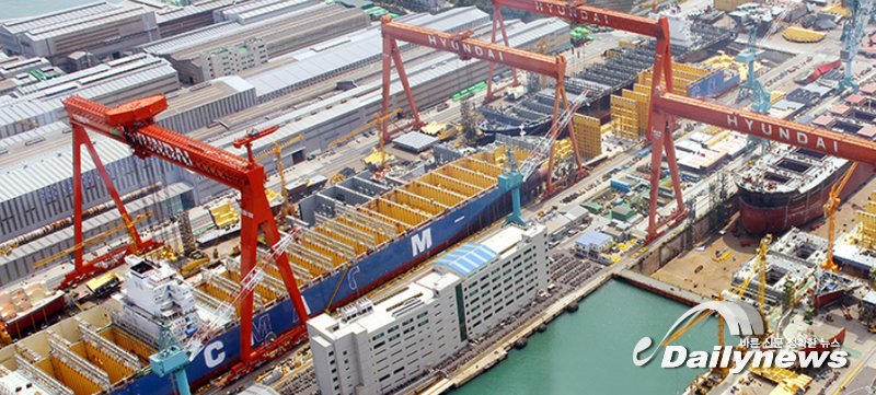 ▲ 올해 들어와 8월까지 전 세계 컨테이너선은 1,507만 1,478CGT(Compensated Gross Tonnage, 표준화물선 환산톤수)가 발주됐다. 이는 클락슨 리서치가 집계를 시작한 이래 최대 규모이며, 발주량이 사상 최저 수준이었던 지난해 동기간의 116만 3,165CGT에 비해 무려 1,200%가 증가한 수치이다/사진 현대중공업 홈페이지에서 발췌