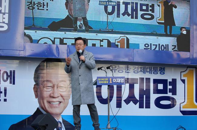 ▲ 이 후보는 이날 다가오는 대선을 두고 '나를 위해, 국민을 위해, 나라를 위해, 그리고 더 나은 미래를 위해 투표하는 것'이라고 강조했다.