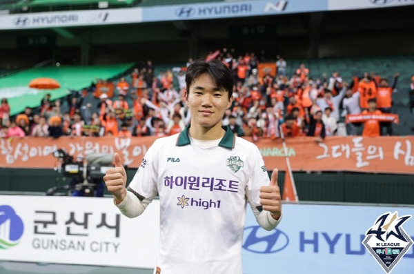 강원FC의 양현준이 권혁규보다 셀틱행을 먼저 확정했다