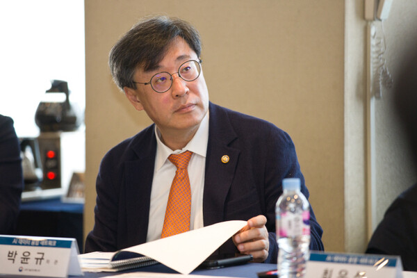 '초거대 AI 확산' 정부, 산학연과 힘 모은다