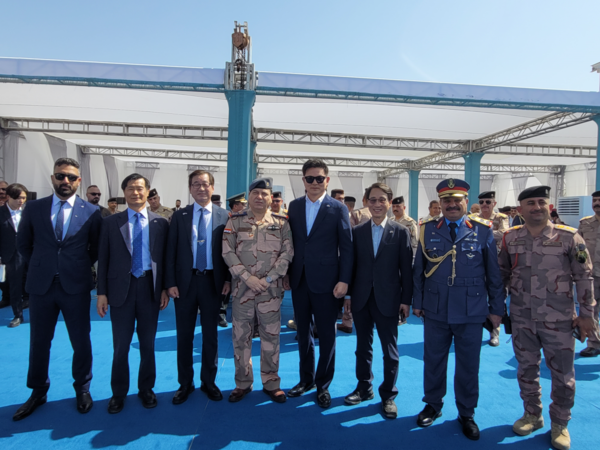 김태호 외통위원장은 다뢴 외교위원장 면담 전 이라크 스웨이라 공군기지 재건 사업 현장을 찾았다. (사진 =국회)