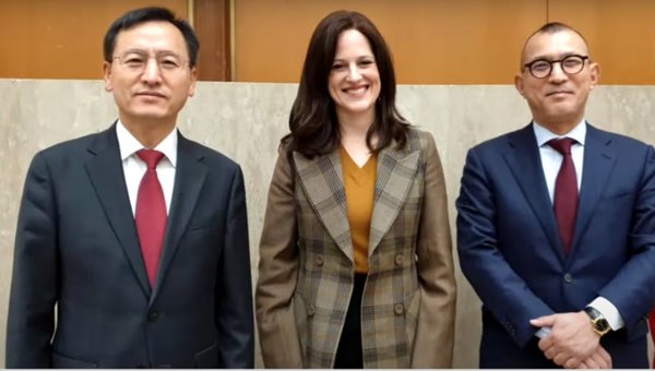 이번 협의는 10월 31일(현지 시각) 워싱턴 D.C.에서 인성환 국가안보실 2차장(왼쪽), 앤 뉴버거(Anne Neuberger) 미국 NSC 사이버･신기술 담당 국가안보 부 보좌관(중앙), 이치가와 케이이치(Ichikawa Keiichi) 일본 국가안전보장국 차장( 등이 3국의 고위급이 참석한 가운데 합의하였다.(사진=대통령실 제공)