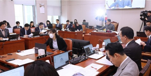 29일 국회에서 법제사법위원회 전체회의가 열리고 있다. 사진=연합뉴스