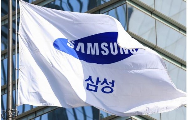 삼성 주가가 8만원대 진입을 목전에 두고 있다. 실적개선 기대감과 엔비디아에 대한 HBM3E 공급 가능성이 높아지며 외국인의 집중 매수세 덕분이다. 사진은 서울 서초동 삼성 사옥. 사진=연합뉴스