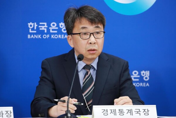 신승철 한은 경제통계국장이 9일 오전 서울 중구 한국은행에서 2024년 3월 국제수지(잠정)의 주요 특징을 설명하고 있다. 사진=한국은행