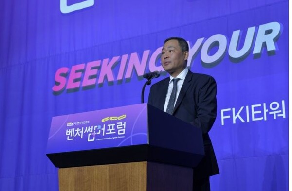 성상엽 벤처기업협회 회장이 ‘벤처썸머포럼’에서 인사말을 하고 있다. 사진=벤처기업협회