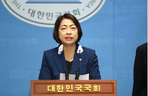 민주당 과학기술혁신특별위원회 위원장에 황정아의원