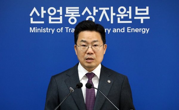 박성택 산업통상자원부 1차관이 13일 오전 정부세종청사 산업부 기자실에서 '윤석열 정부 산업-통상-에너지 분야 주요성과 및 향후 계획을 발표하고 있다. 사진=연합뉴스