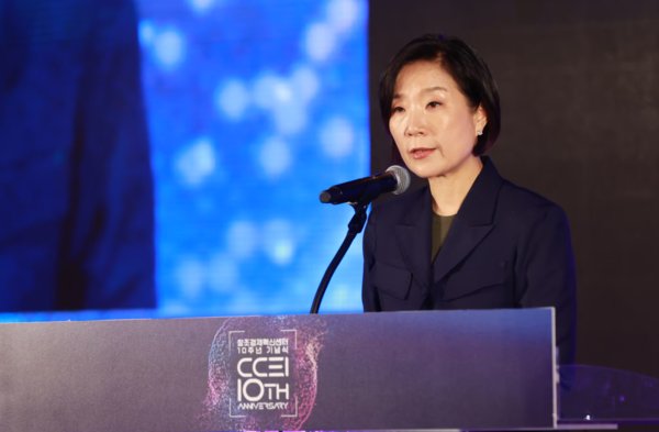 해외 창업 스타트업 및 벤처의 CVC투자가 활성화될 전망이다. 오영주 중소벤처기업부 장관은 올초부터 CVC규제완화를 강조해왔다. 사진=중기벤처부