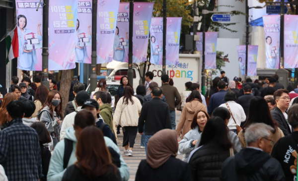 작년 11월 코리아세일페스타(코세페)가 열린 서울 명동 거리. 사진=연합뉴스