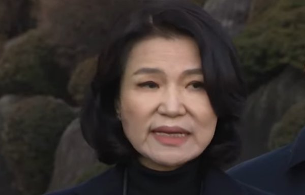 이진숙 방송통신위원장이 헌재의 탄핵 기각에 대한 입장을 밝히고 있다. 사진=유튜브캡쳐