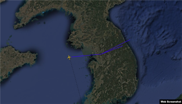 리벳조인트(RC-135V)’가 한반도 시각 2025년 2월 25일 한국 서해 상공에서 정찰 활동을 벌이고 있다. 자료=FlightRadar24