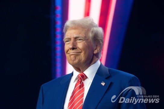 “트럼프, 관세율 인상 고려…전 세계에 20% 부과”