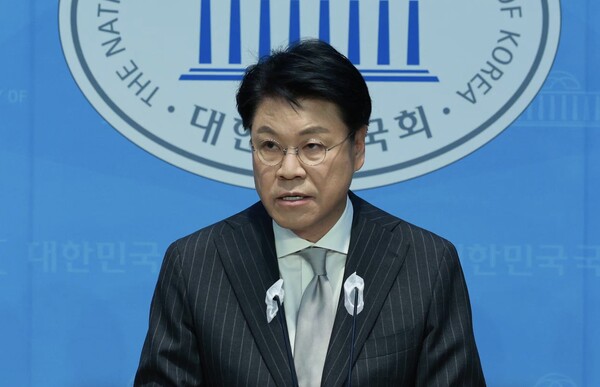 [속보] 장제원 前의원 오피스텔서 숨진 채 발견...