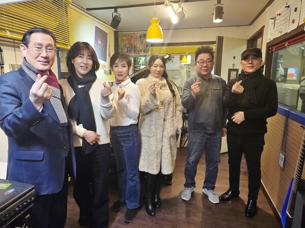 세계 최초 ‘엔터테인먼트 협동조합’ 팬덤으로 ESG 무브먼트 실천