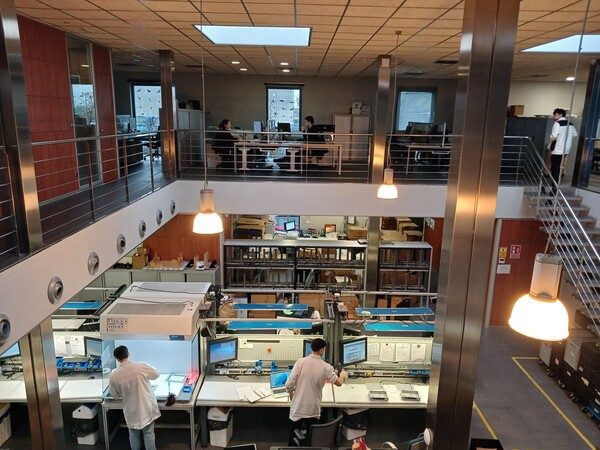 Photo = Iron Tech in Spain