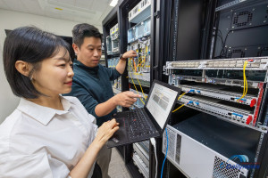 KT, 최대 800Gbps AI 전용회선 출시…데이터센터 연결 속도 높인다